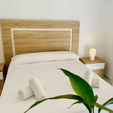 Solana Montemar Puerto Lägenhet *