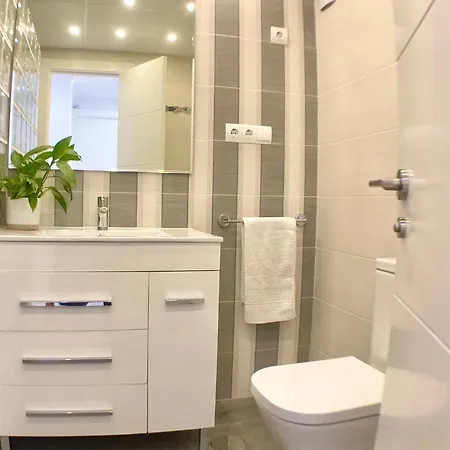 Solana Montemar Puerto *